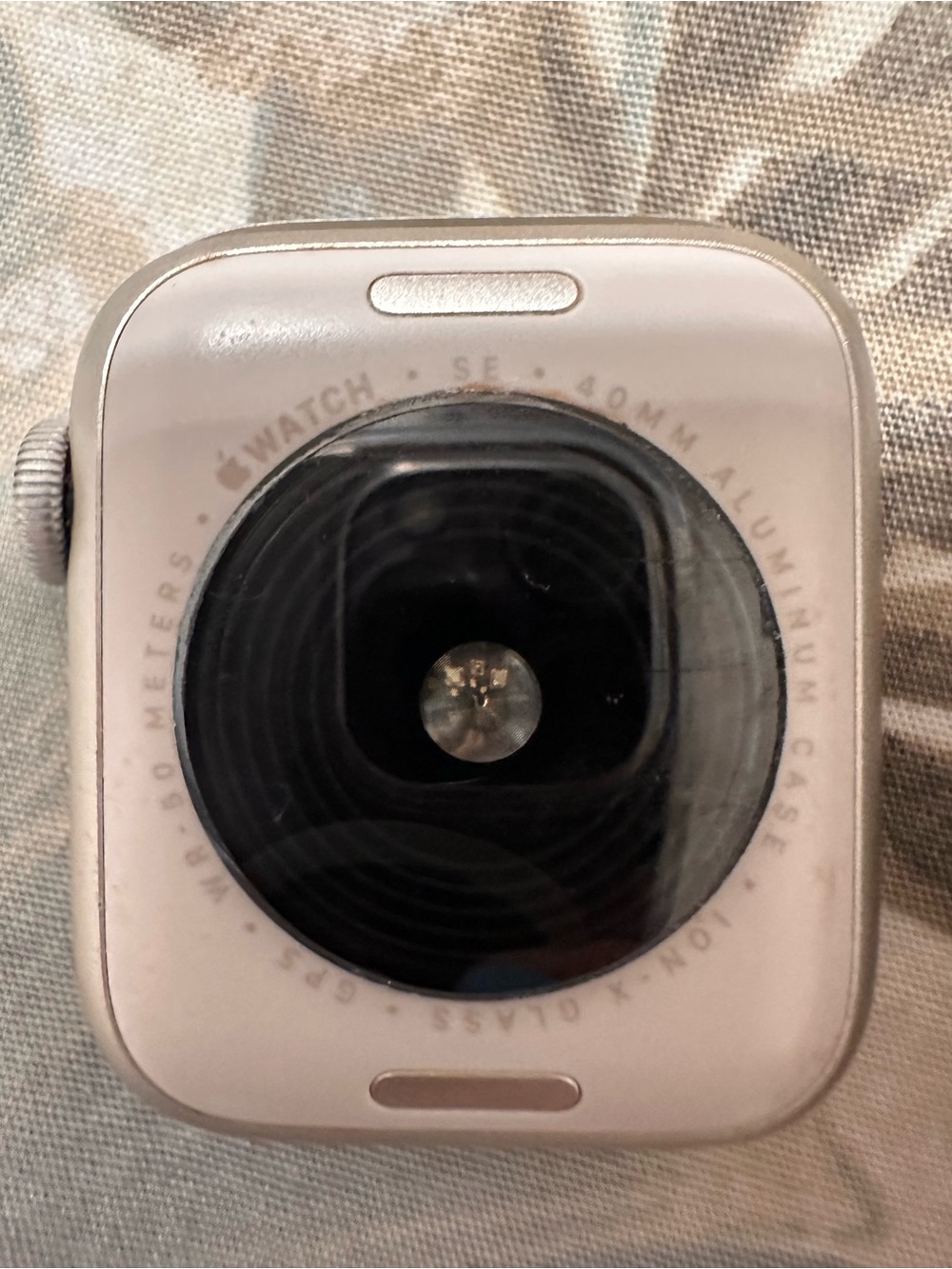 Apple SE Watch - Picture 5 of 8